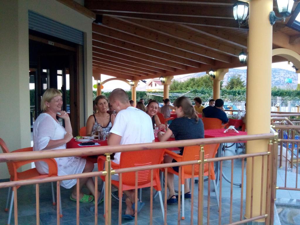 Hotel Restaurant Globi Velipojë Exterior foto