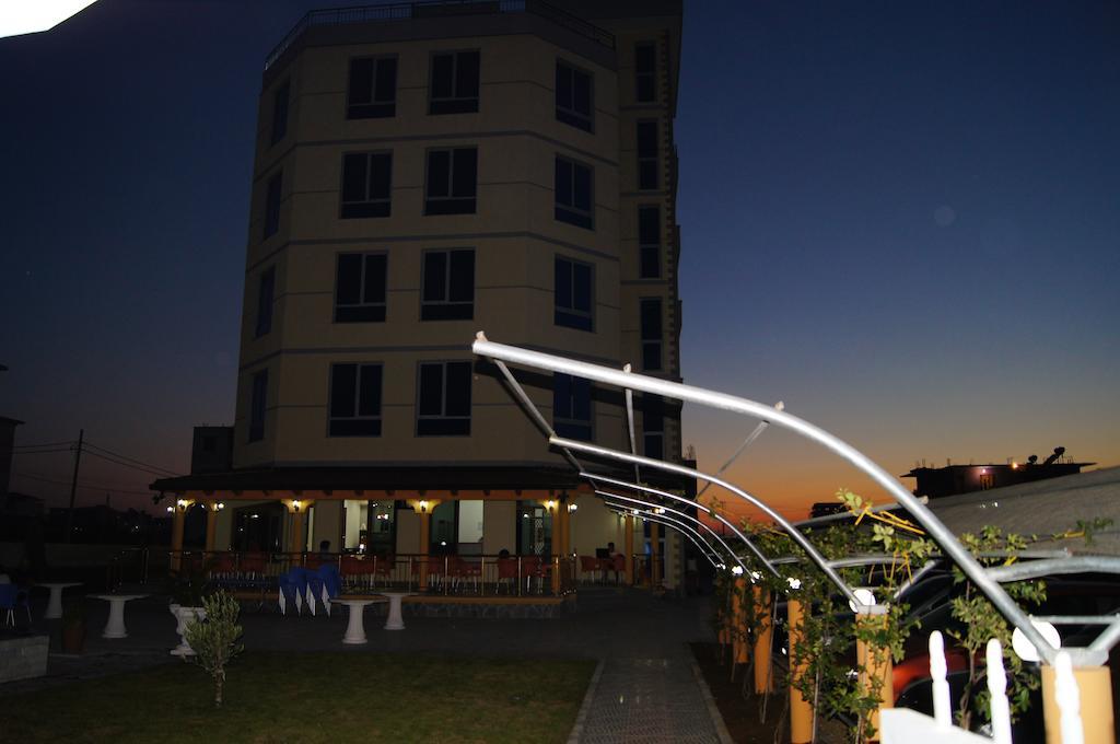 Hotel Restaurant Globi Velipojë Exterior foto